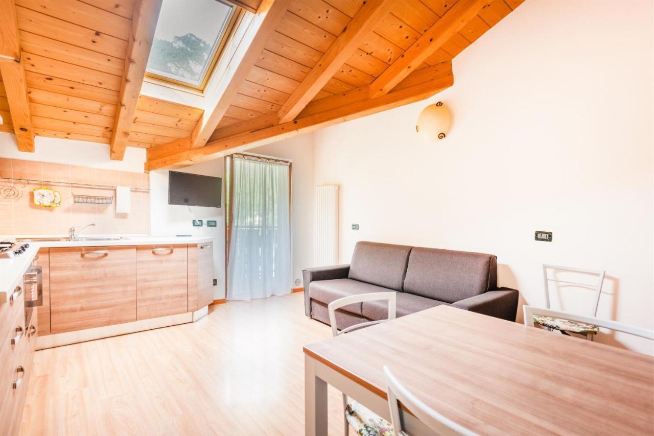 Residence Toli Pieve Di Ledro Buitenkant foto